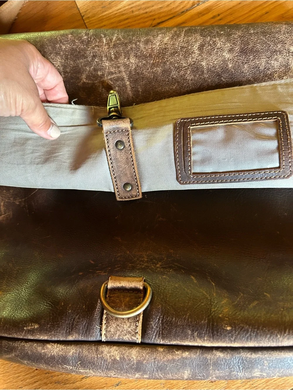 Vintage Banana Republic Brown Leather Messenger Bag - Men